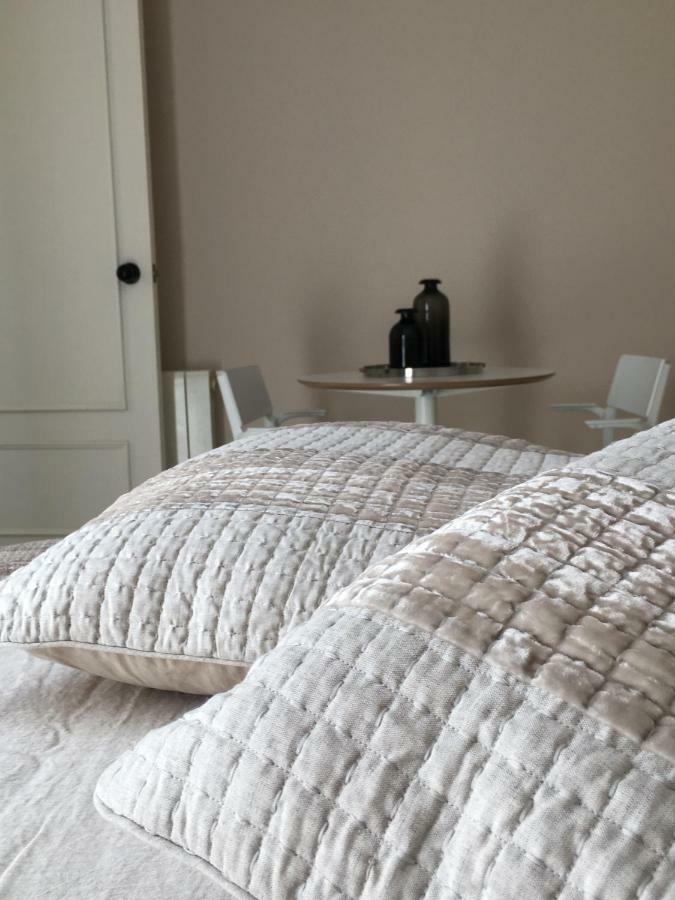 Casa Balmins Sitges Bed & Breakfast エクステリア 写真