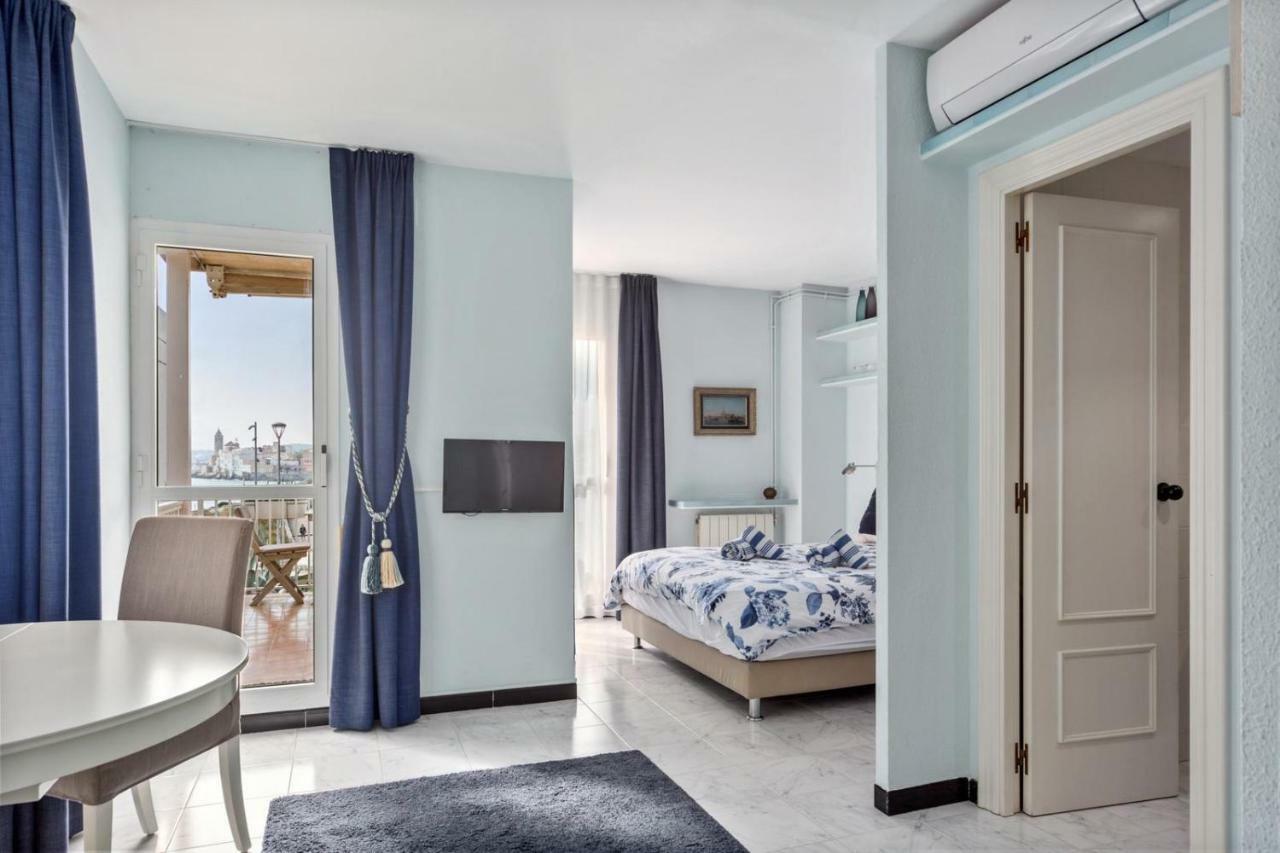 Casa Balmins Sitges Bed & Breakfast エクステリア 写真
