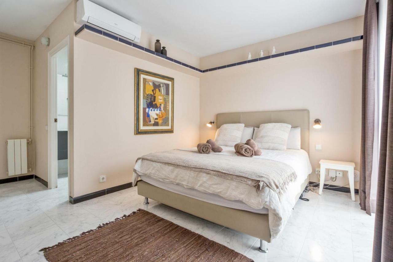 Casa Balmins Sitges Bed & Breakfast エクステリア 写真