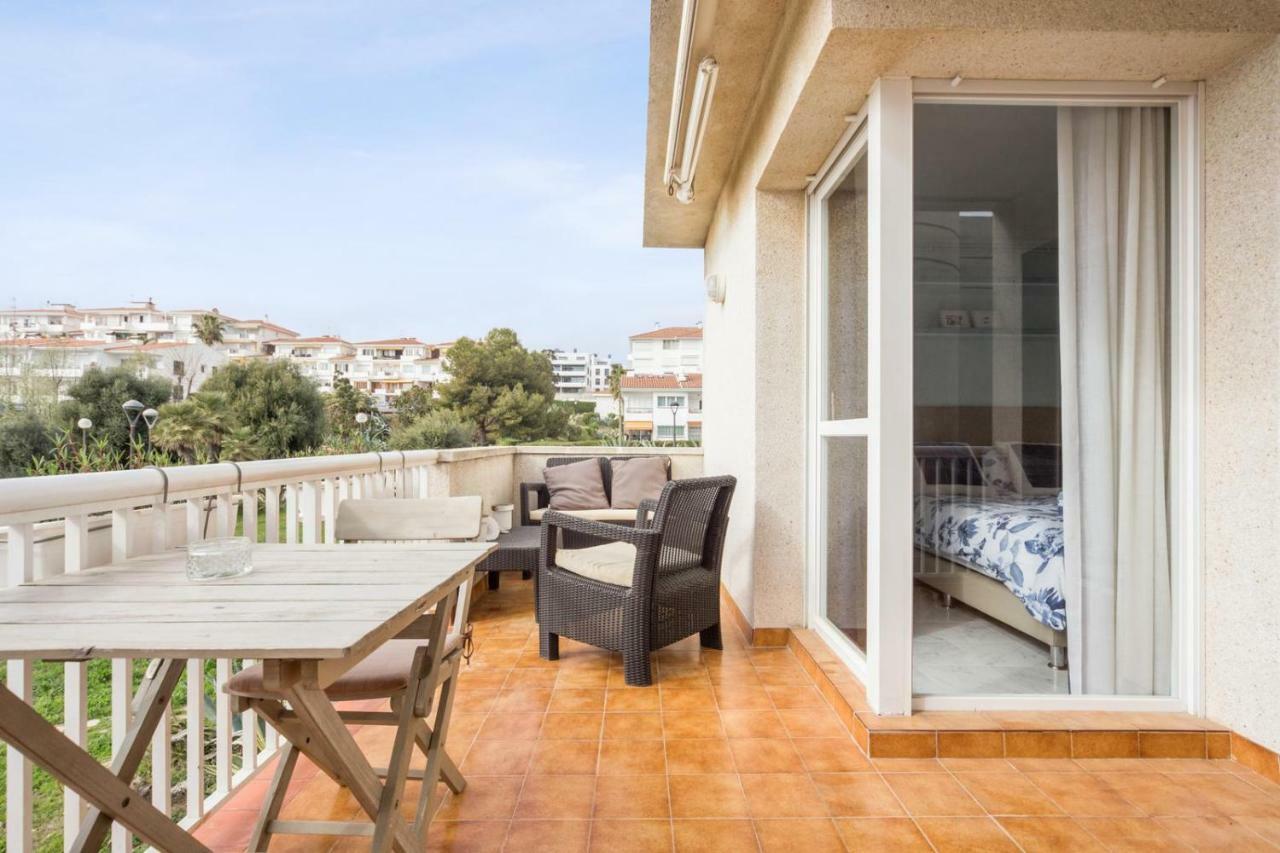 Casa Balmins Sitges Bed & Breakfast エクステリア 写真